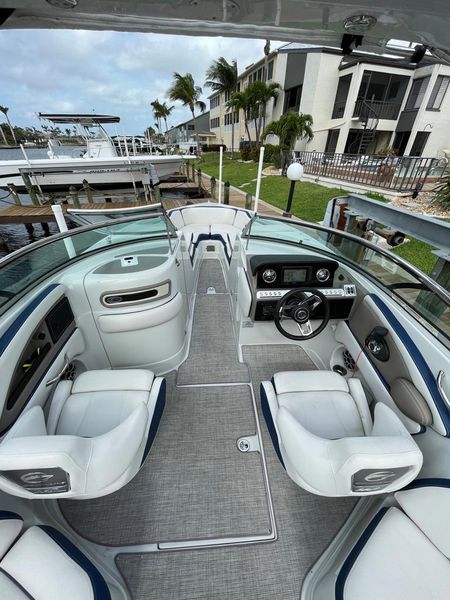 2021 Crownline 290 XSS