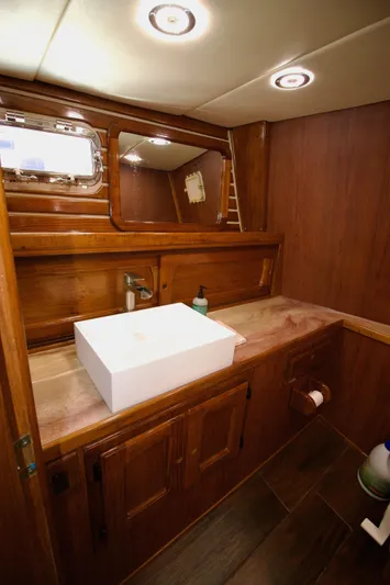 Sarita Sea Yacht Photos Pics 