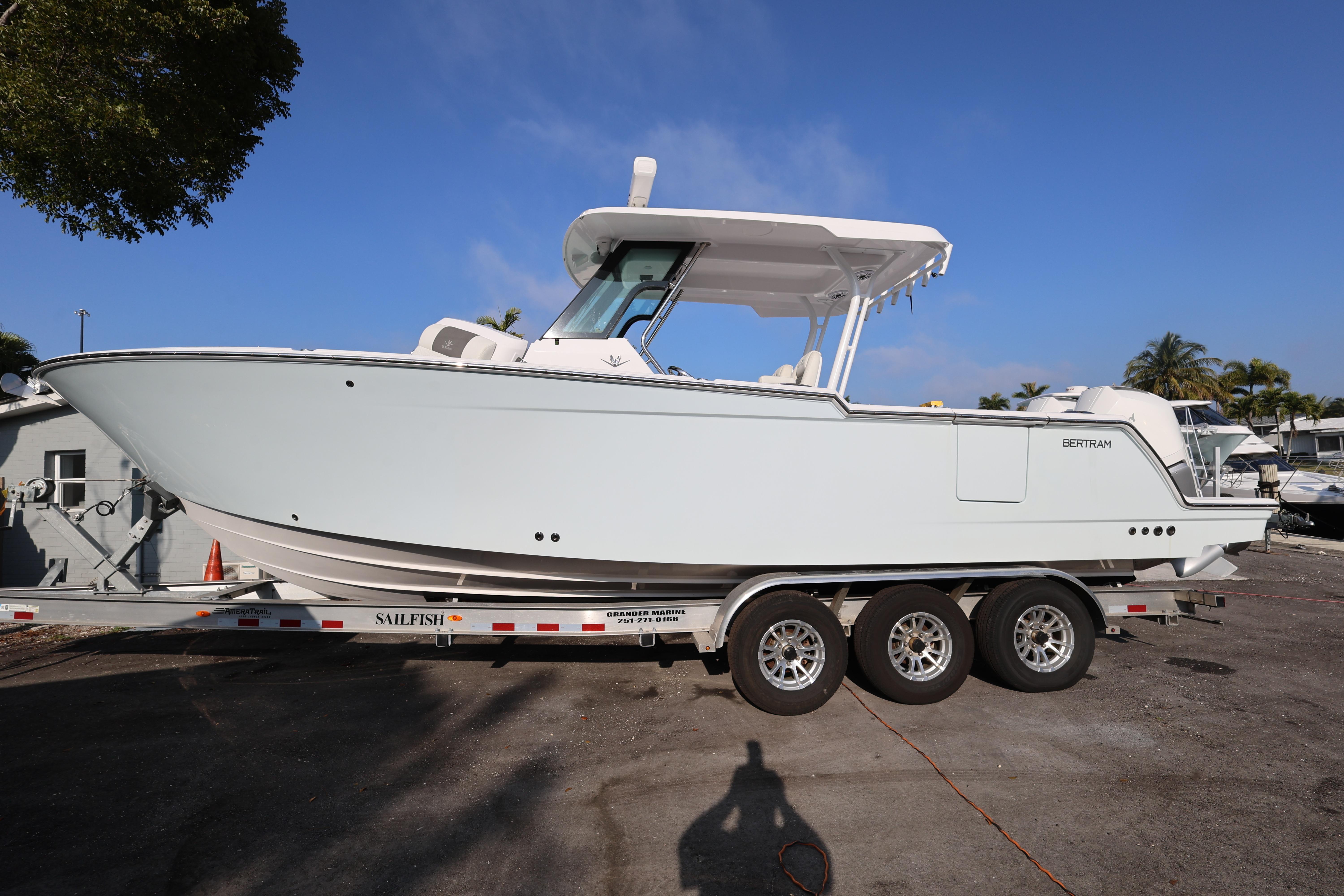 2023 Bertram 28 CC