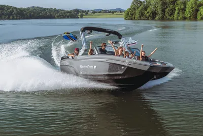 MasterCraft XT22