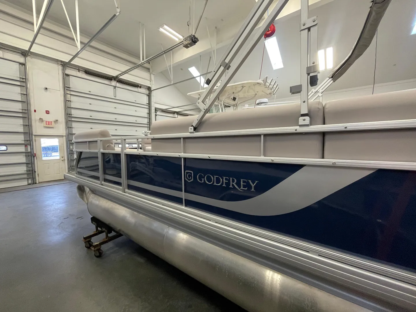 2024 Godfrey Xperience 1880 FX Photo