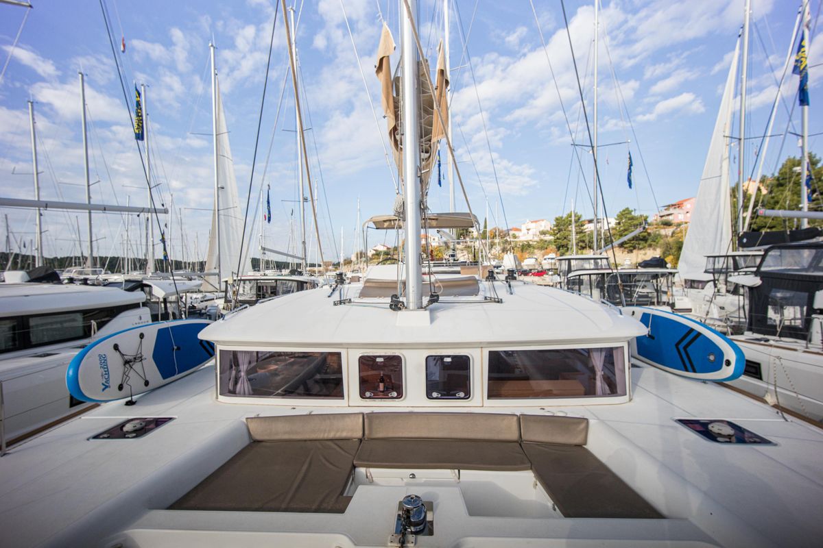 2012 Lagoon 45 