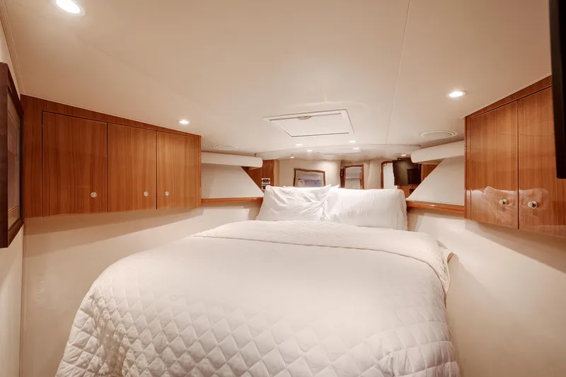 Good Stuff Yacht Photos Pics Viking 52 GOOD STUFF - Forward Stateroom Berth