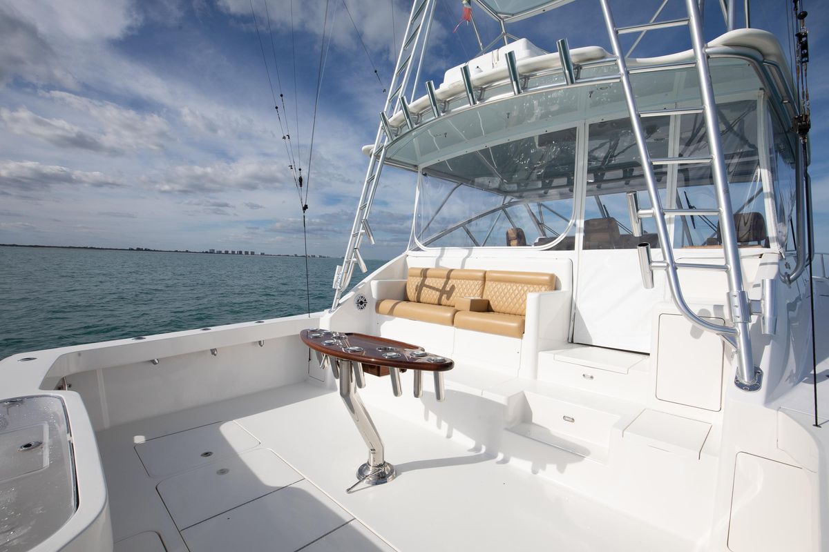 2008 Viking 52 