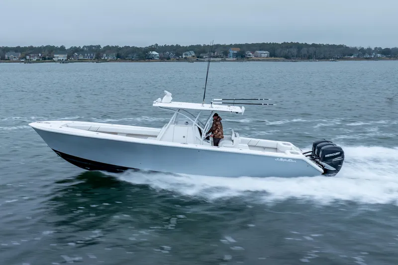 Hoo Hunter Yacht Photos Pics 