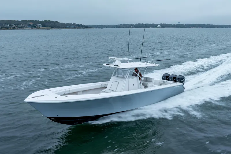 Hoo Hunter Yacht Photos Pics 