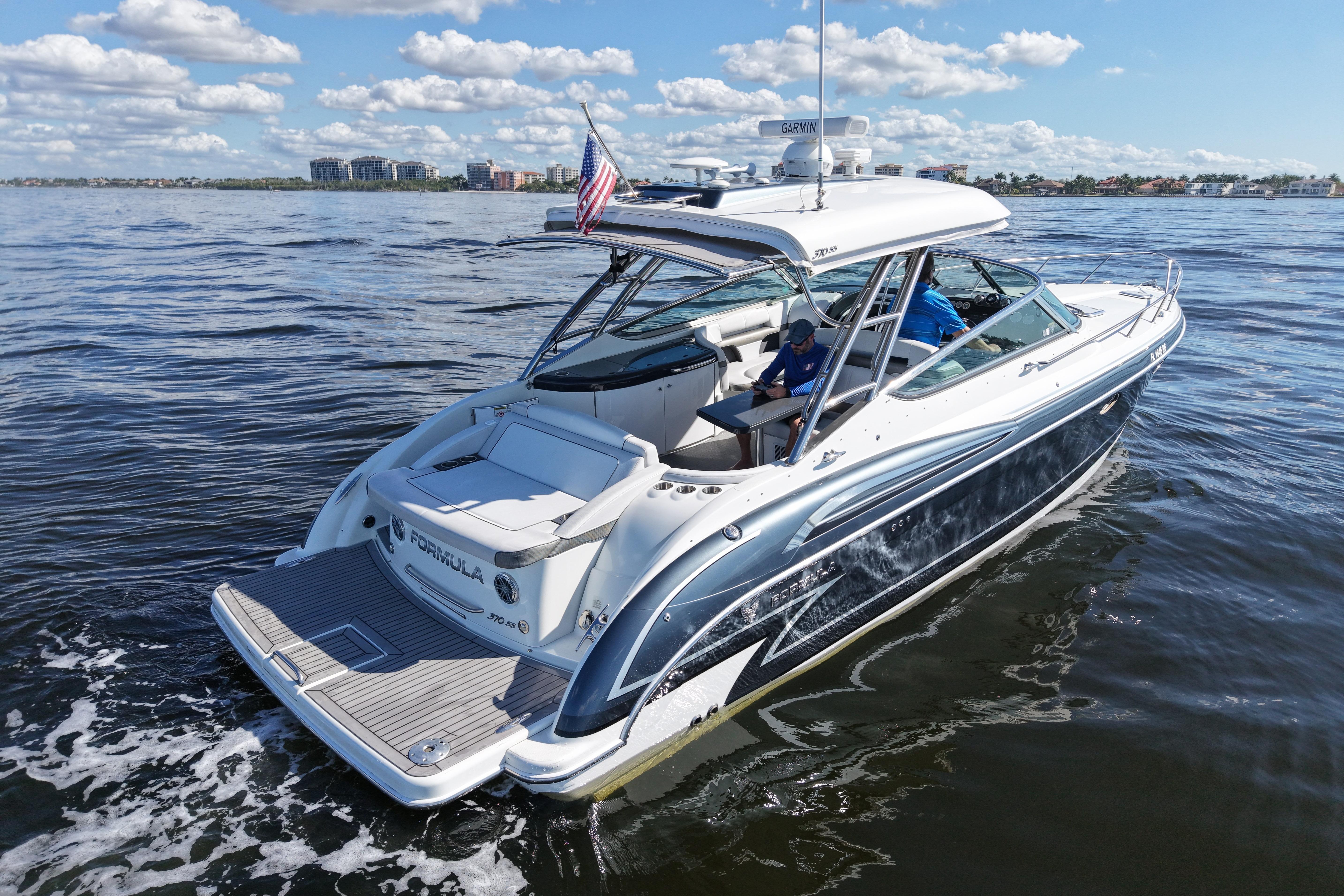 Formula 370 Super Sport