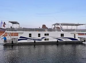 Trifecta Houseboat Multi-Ownership