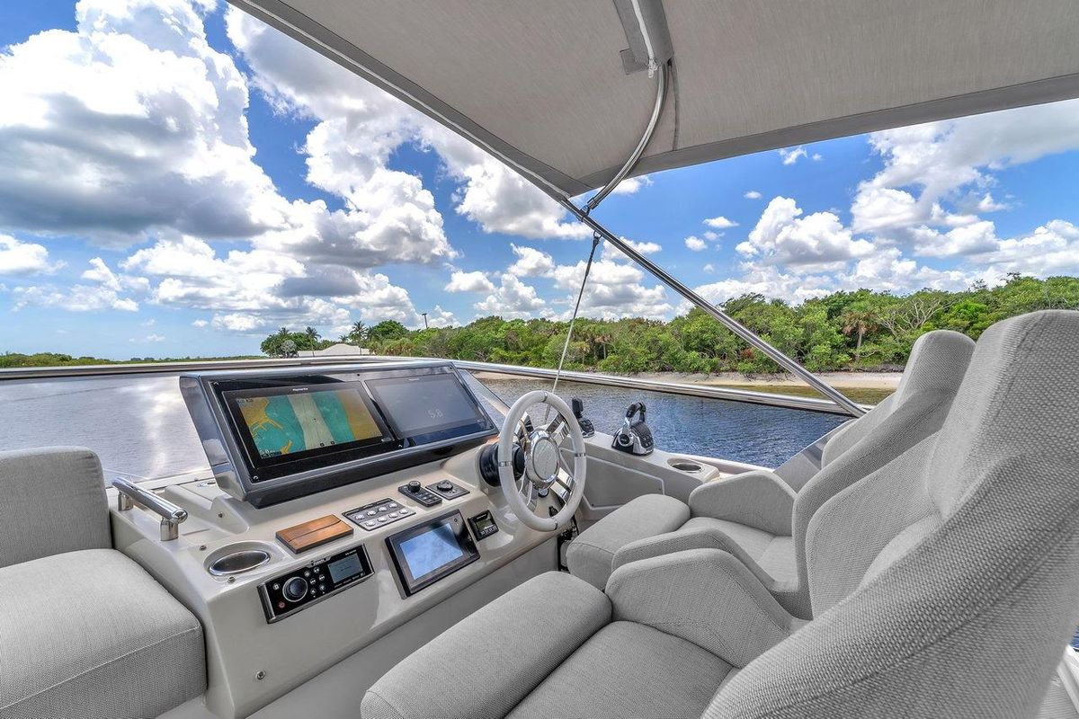 2020 Azimut 70 