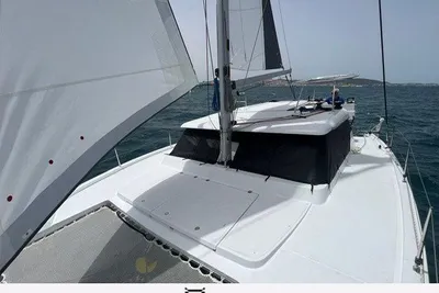 2024 Aventura 37