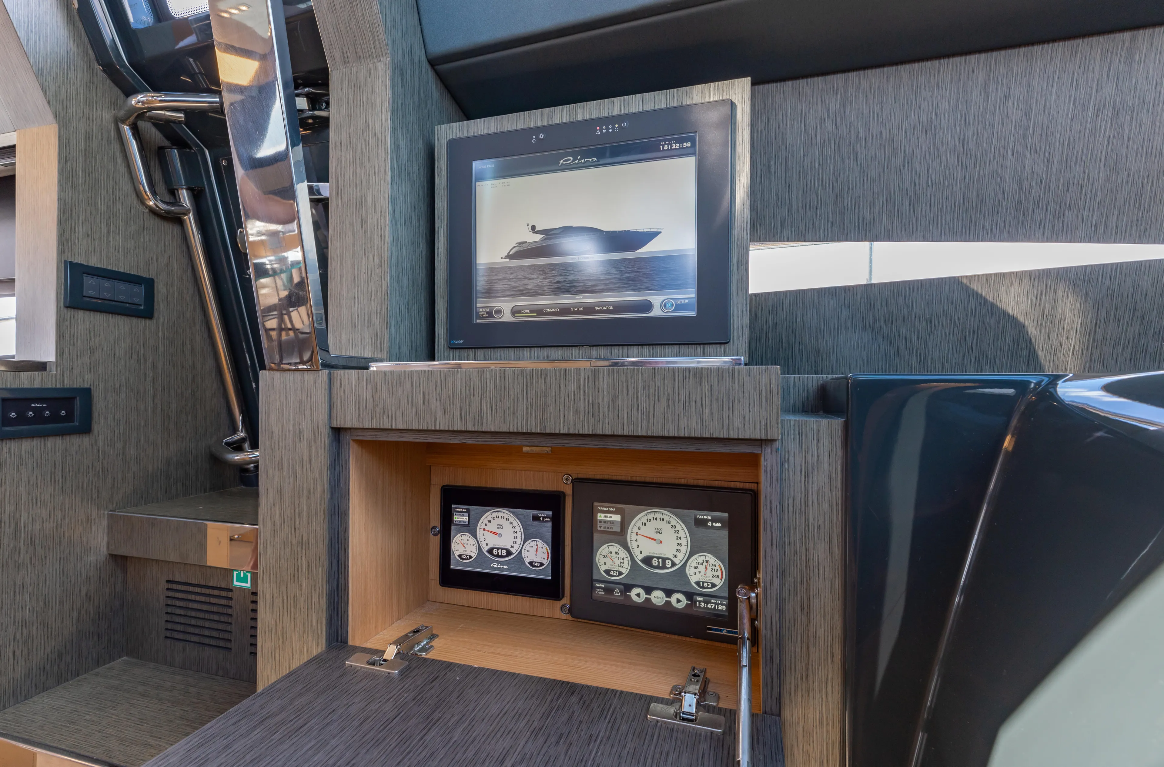 Purosangue Yacht Photos Pics 