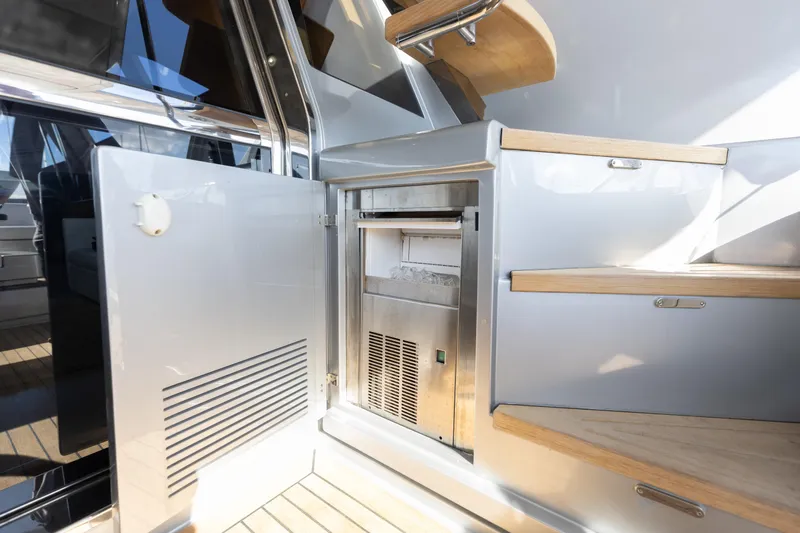 Purosangue Yacht Photos Pics 