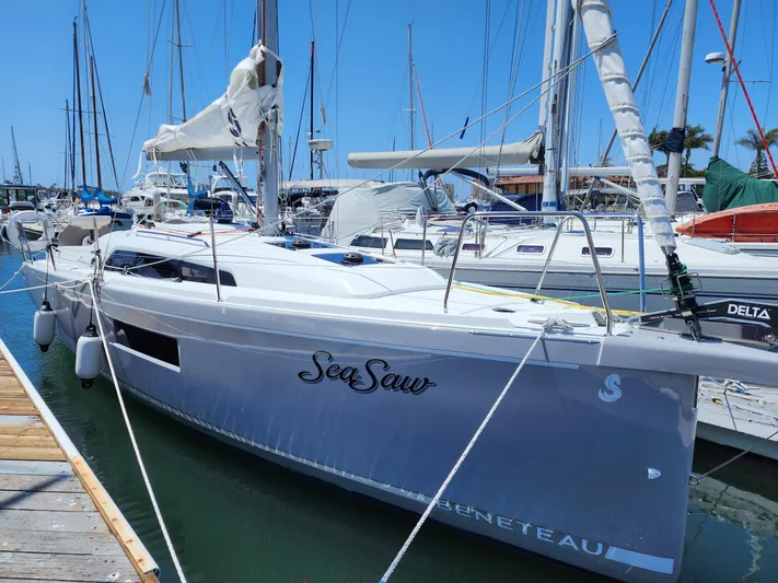 Sea Saw Yacht Photos Pics 