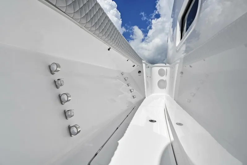  Yacht Photos Pics 2026 Hcb 56 Suenos Gix - Image 22