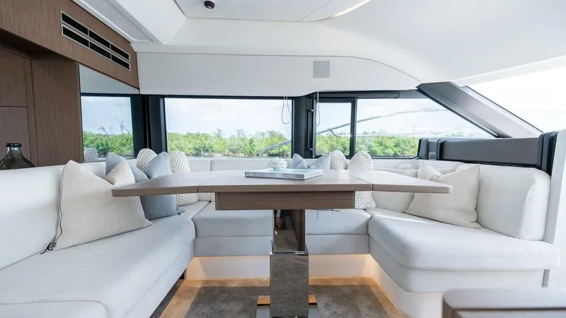  Yacht Photos Pics 2025 Prestige F4.9 - Image 28