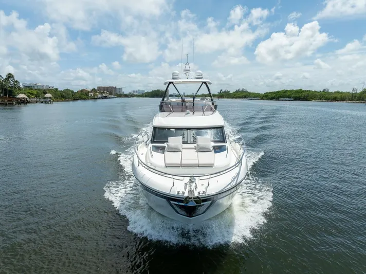  Yacht Photos Pics 2025 Prestige F4.9 - Image 7