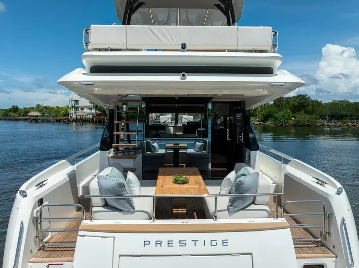  Yacht Photos Pics 2025 Prestige F4.9 - Image 13