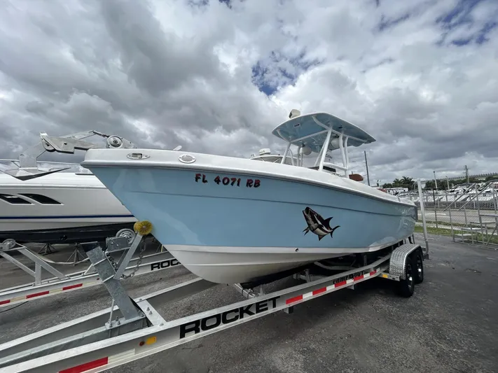 Cobia 254 Yacht Photos Pics 