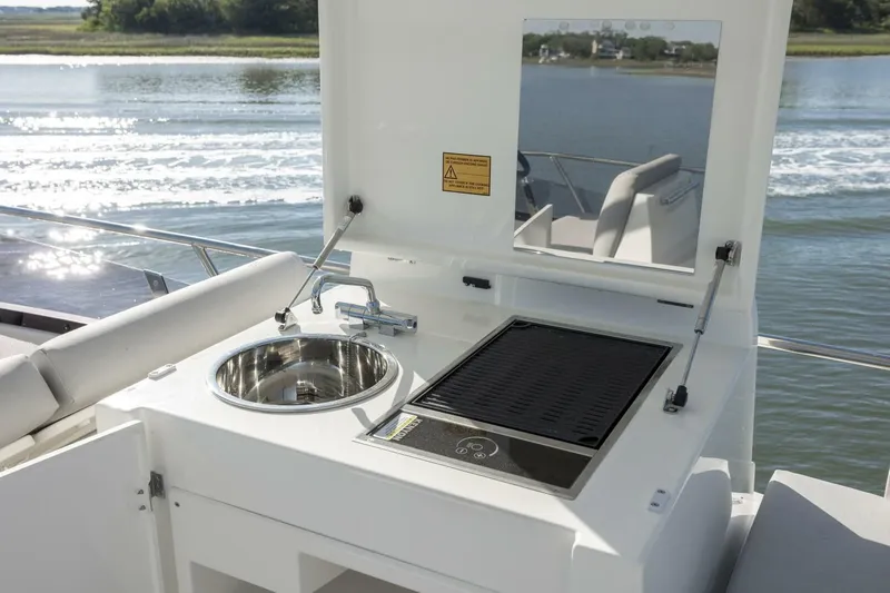  Yacht Photos Pics 2024 Prestige 460 - Image 62