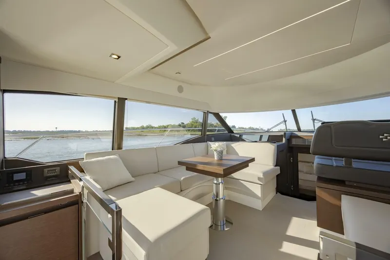  Yacht Photos Pics 2024 Prestige 460 - Image 29