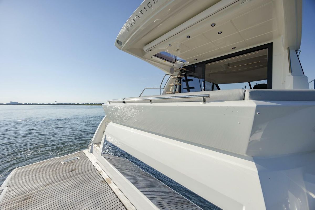 2024 Prestige 47 
