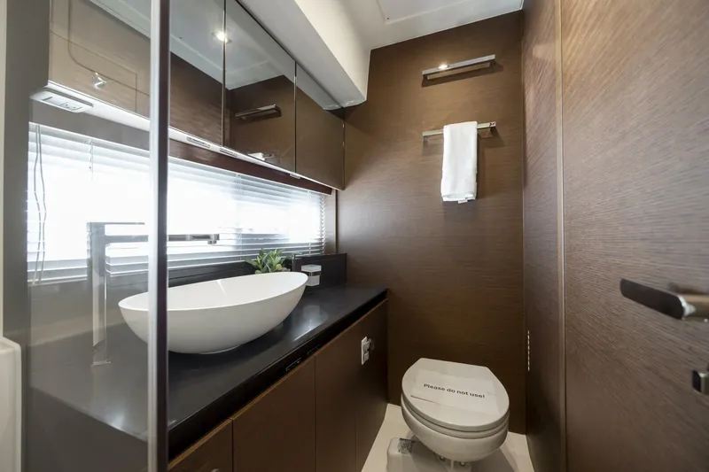  Yacht Photos Pics 2024 Prestige 460 - Image 47