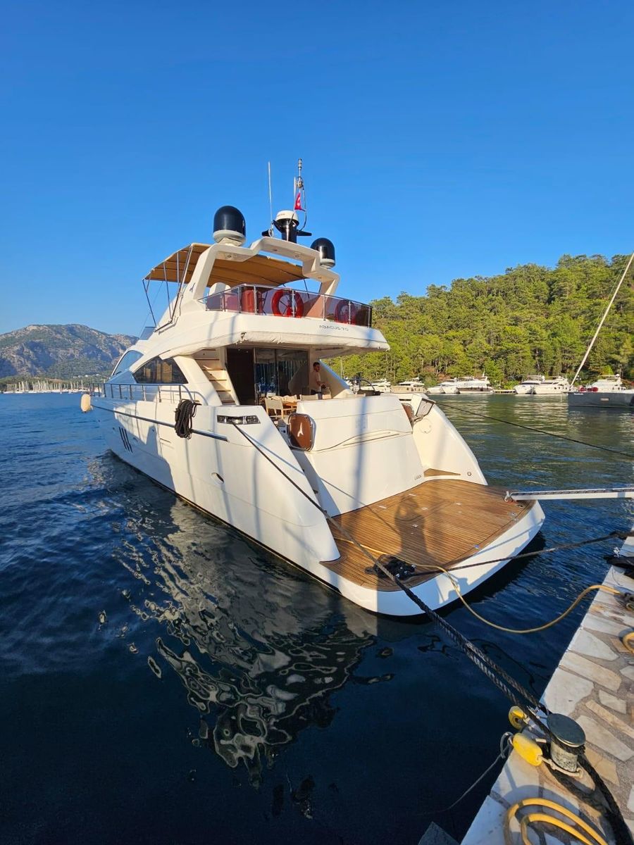 2006 Abacus 70 
