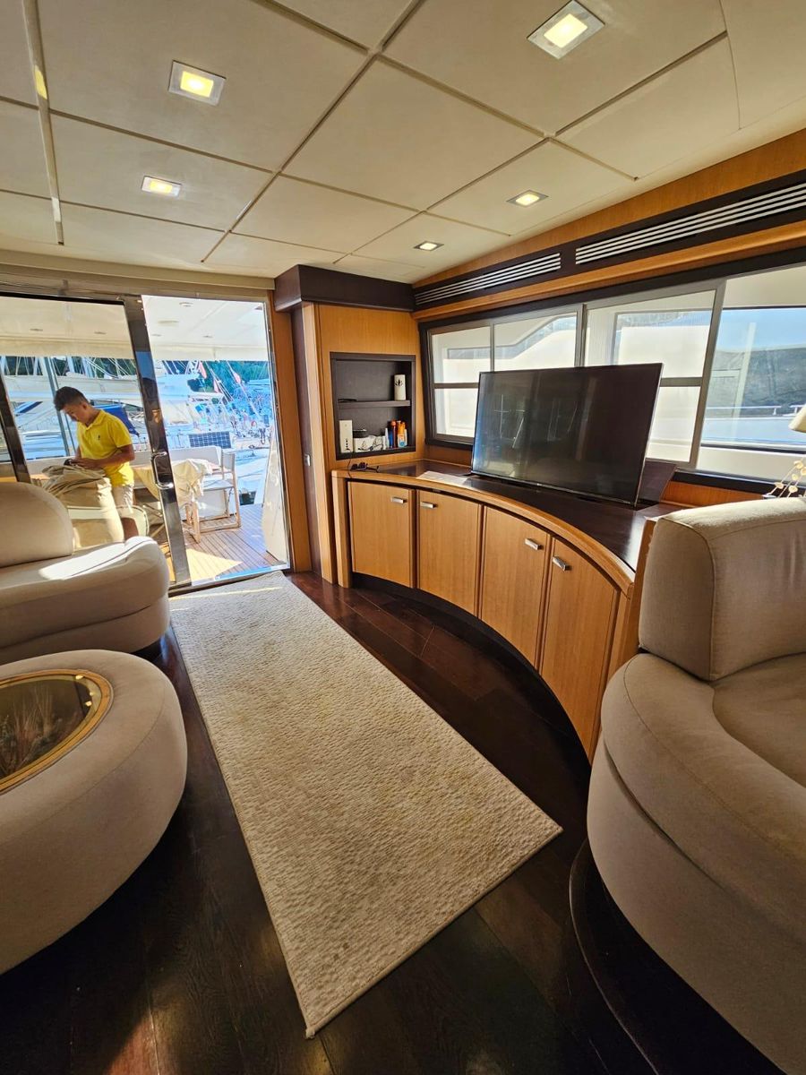 2006 Abacus 70 