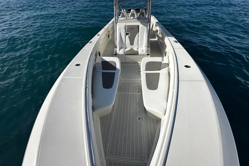  Yacht Photos Pics 2020 SeaVee 390Z boat interior with seating, on calm blue water.