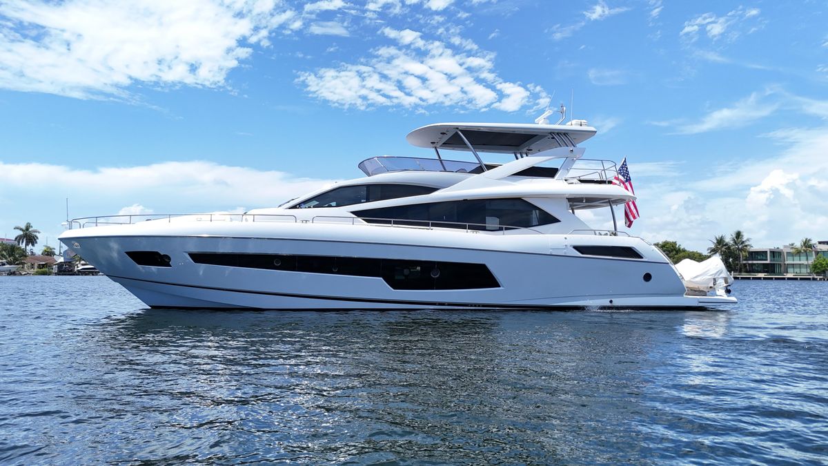 2017 Sunseeker 75 