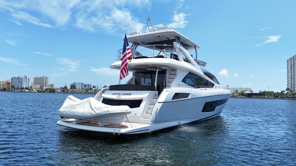 2017 Sunseeker 75 