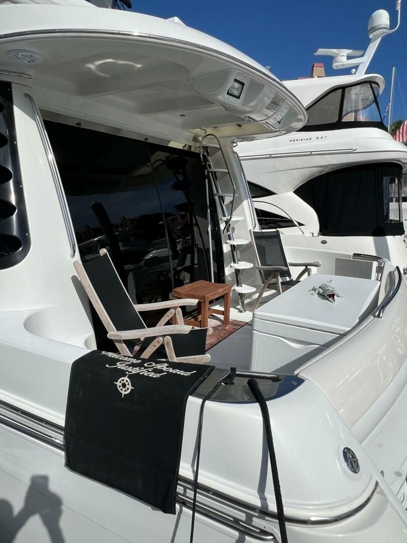 2001 Carver 53 