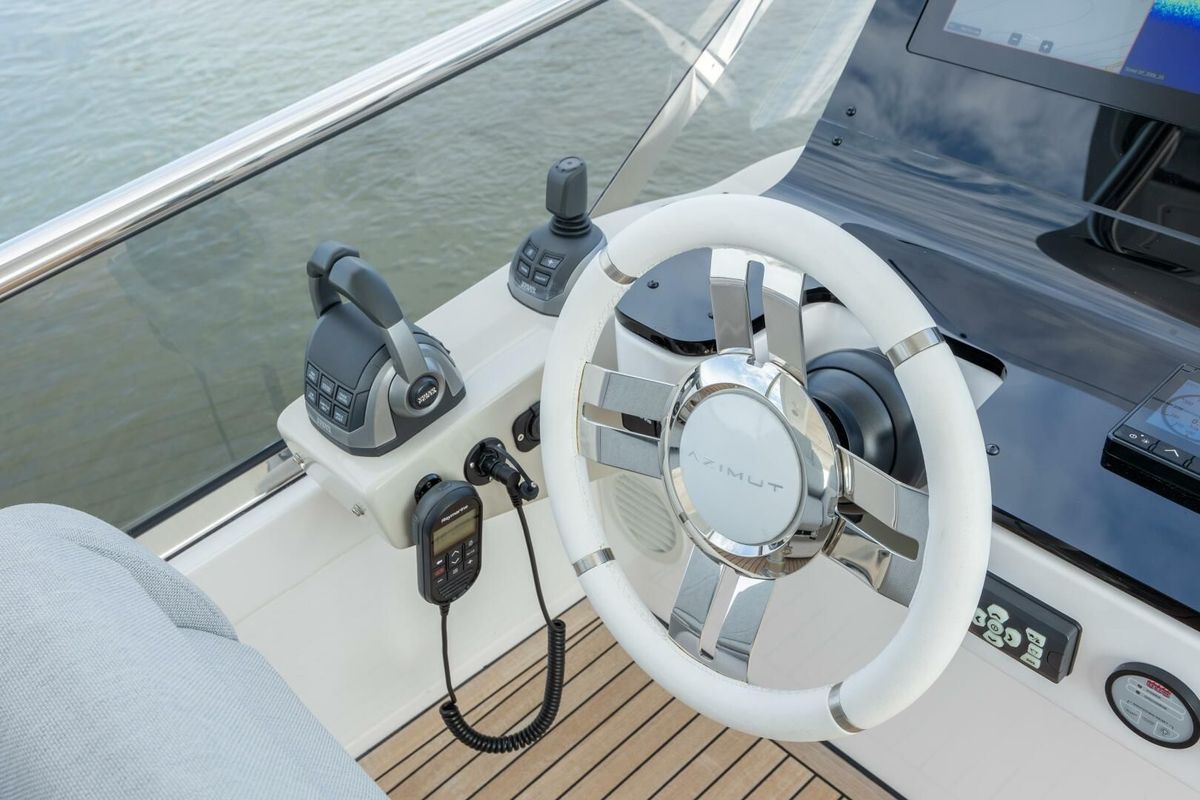 2023 Azimut 60 