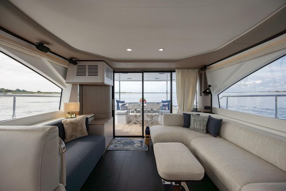 2023 Azimut 60 
