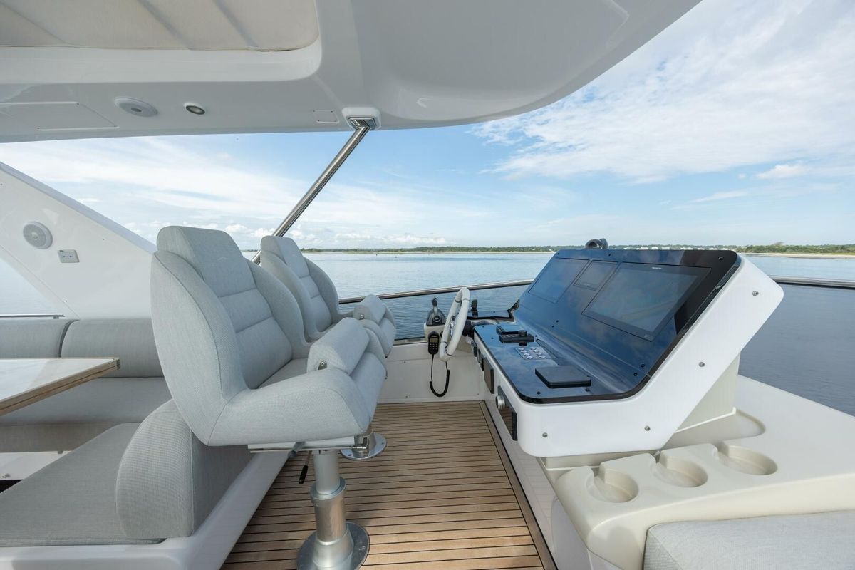 2023 Azimut 60 