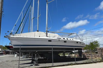 Hunter 466