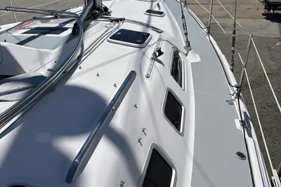 Hunter 466
