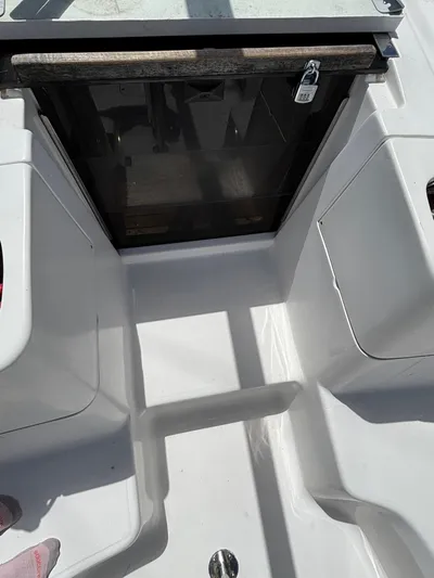 Memories Yacht Photos Pics 2004 Hunter 466 boat cockpit with closed hatch and lock.