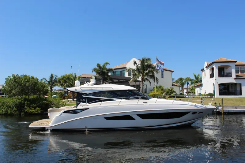 Lopez Cove II Yacht Photos Pics 