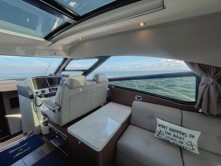 Lopez Cove II Yacht Photos Pics 