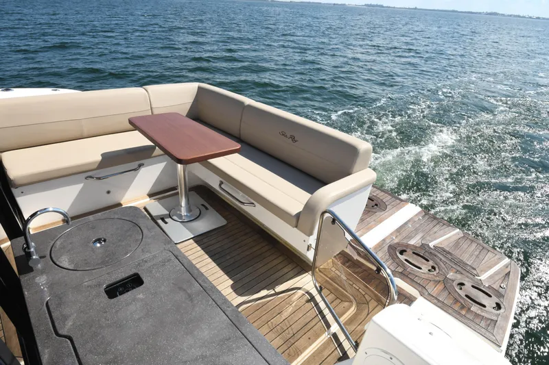 Lopez Cove II Yacht Photos Pics 