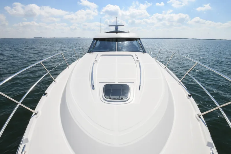 Lopez Cove II Yacht Photos Pics 