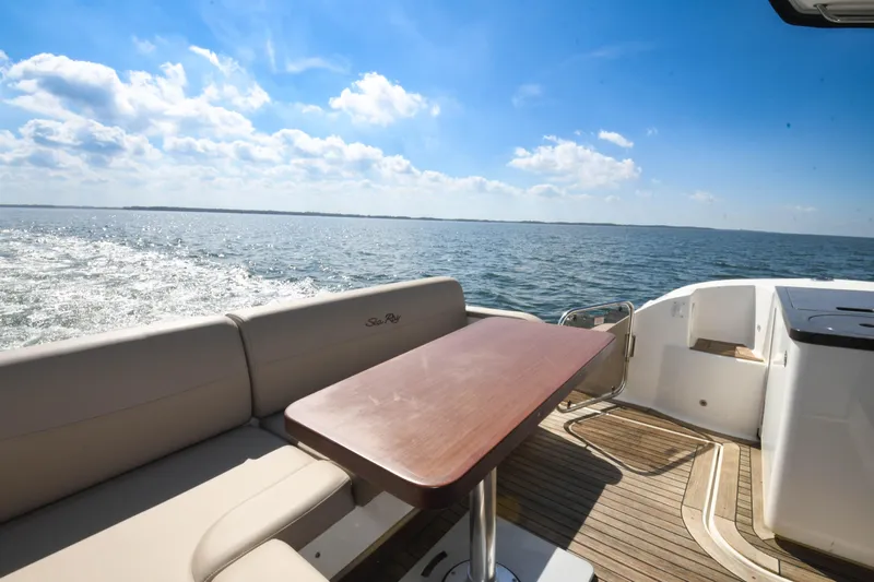 Lopez Cove II Yacht Photos Pics 