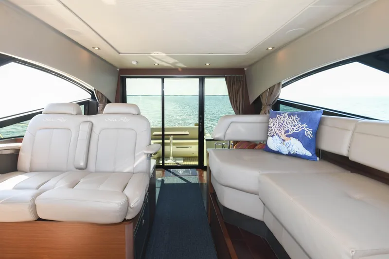 Lopez Cove II Yacht Photos Pics 