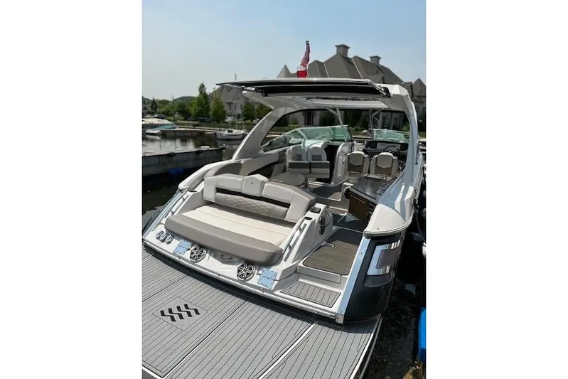  Yacht Photos Pics 2018 Four Winns H350 luxury boat with spacious seating and sleek design.