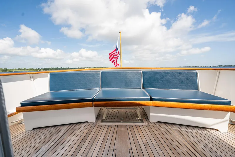 Coconut Yacht Photos Pics 