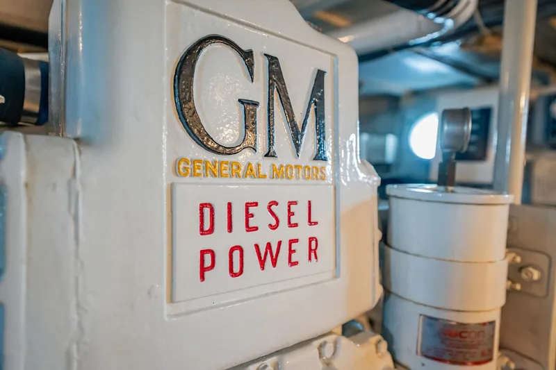 Coconut Yacht Photos Pics 