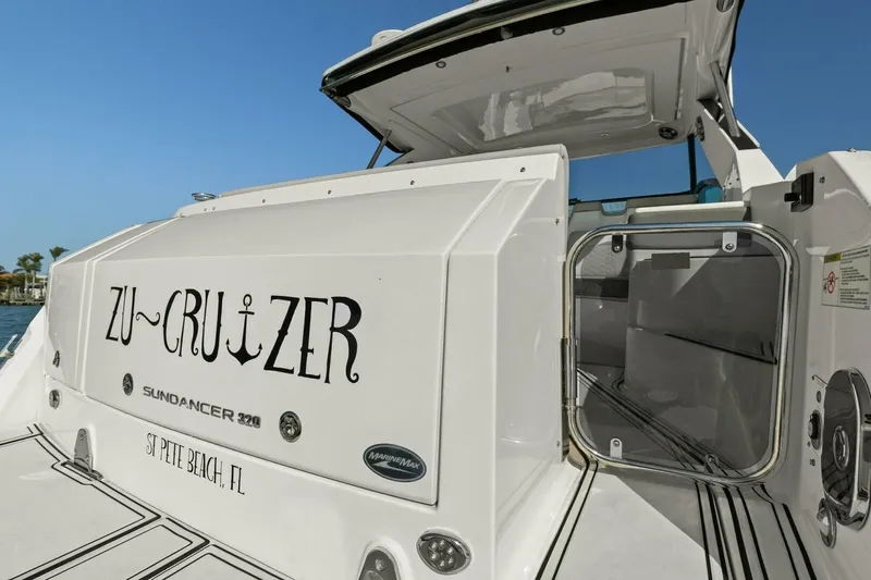  Yacht Photos Pics 2022 Sea Ray 320 Sundancer - Image 13