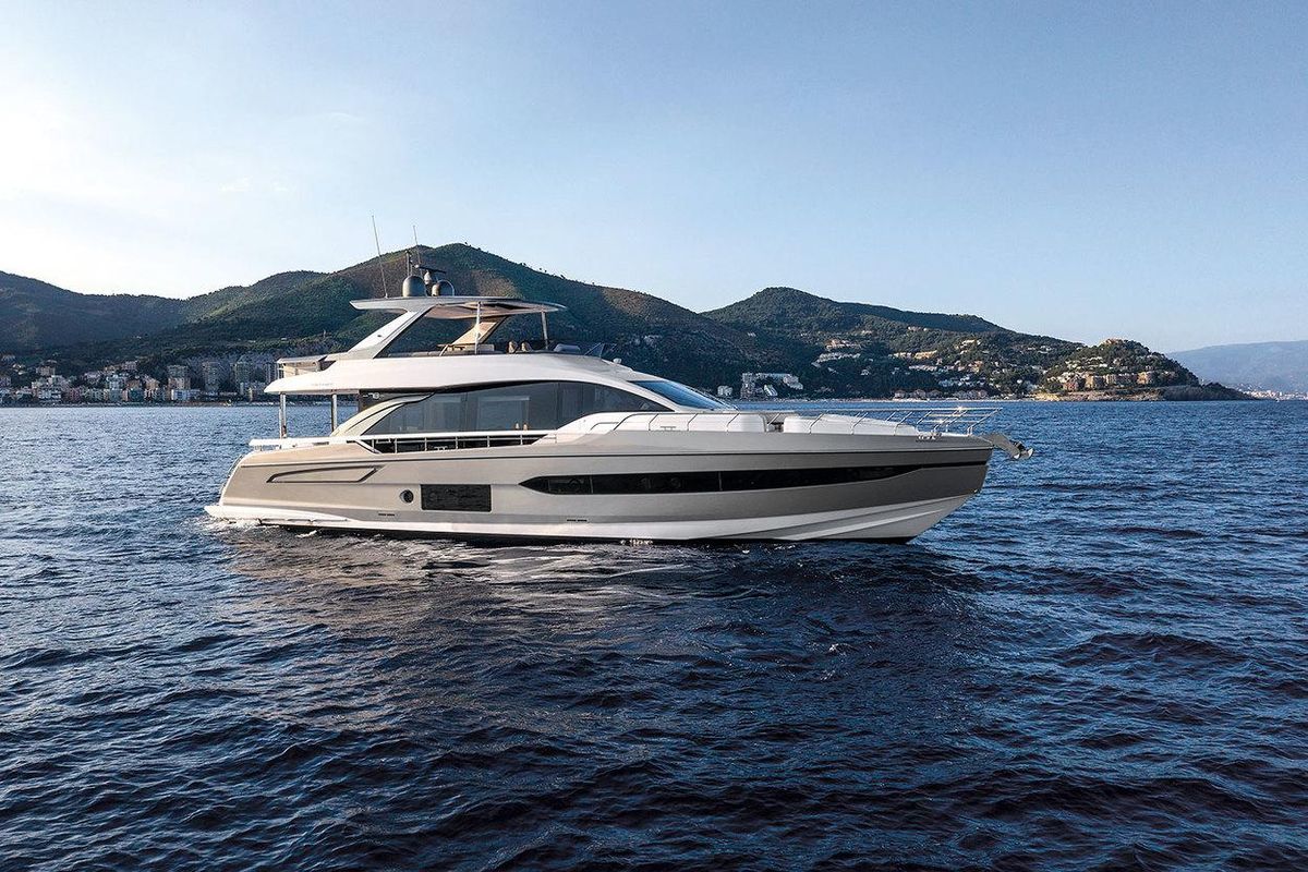 2020 Azimut 77 