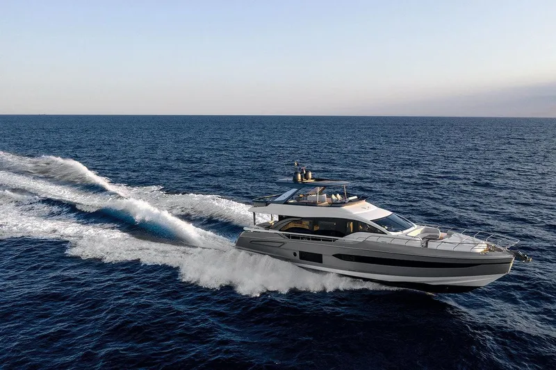 Dejavu Yacht Photos Pics Azimut 78 yacht cruising on open sea, 2020 model, sleek design, luxury boating experience.
